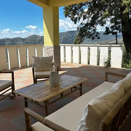Villa Monte Sacro By Casa Manfredi *