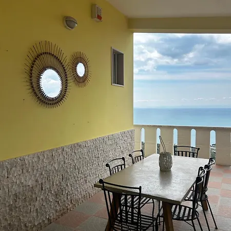Monte Sacro - Manfredi Homes& Villa